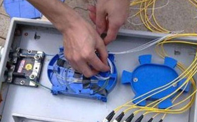 光纤线可以90度弯曲吗